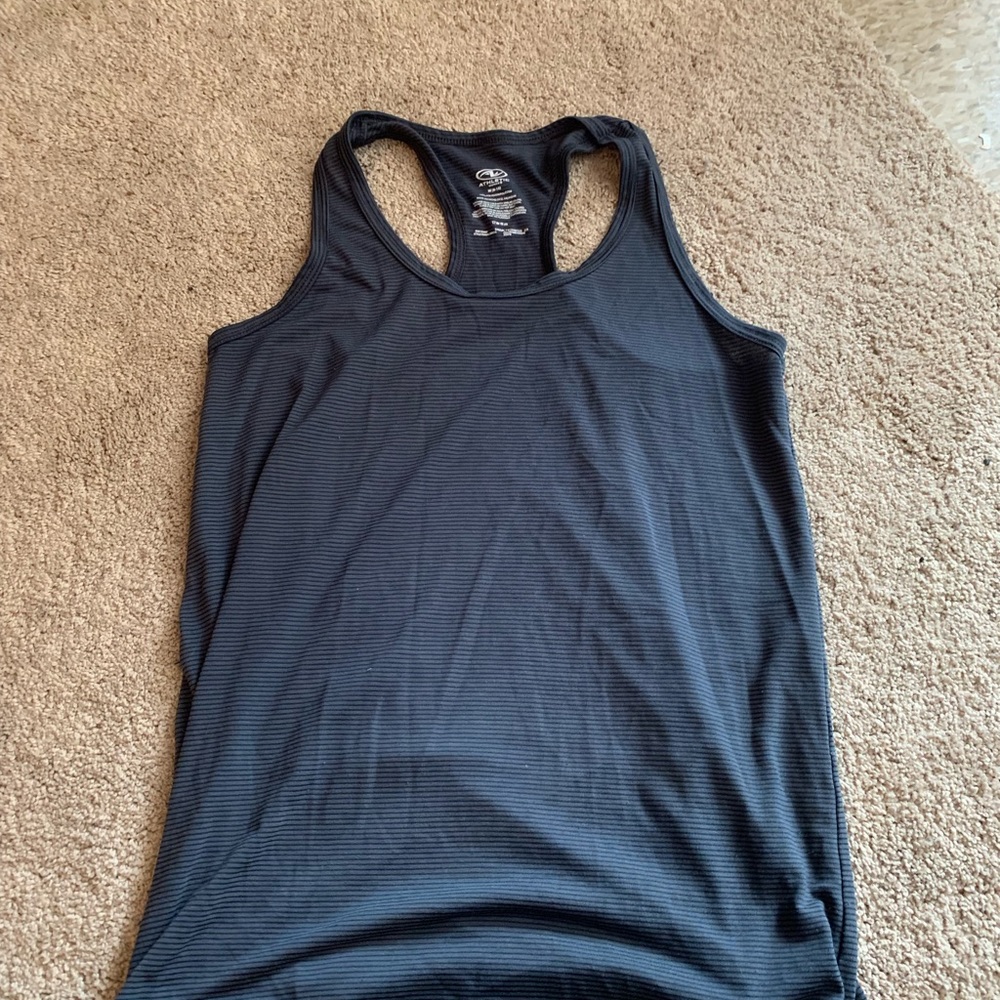 Tank tops. - Picture 7 of 9